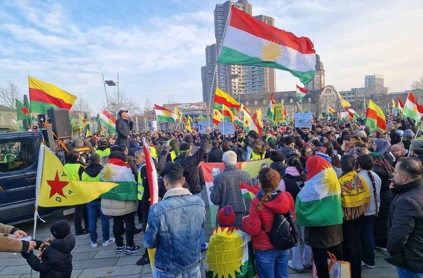 Mannheim: Kurden-Demonstration in der Innenstadt