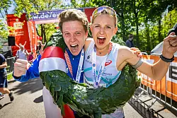 Die Sieger des Hermannslaufs 2025: Florian Bochert und Ann-Christin Opitz. - © Sarah Jonek