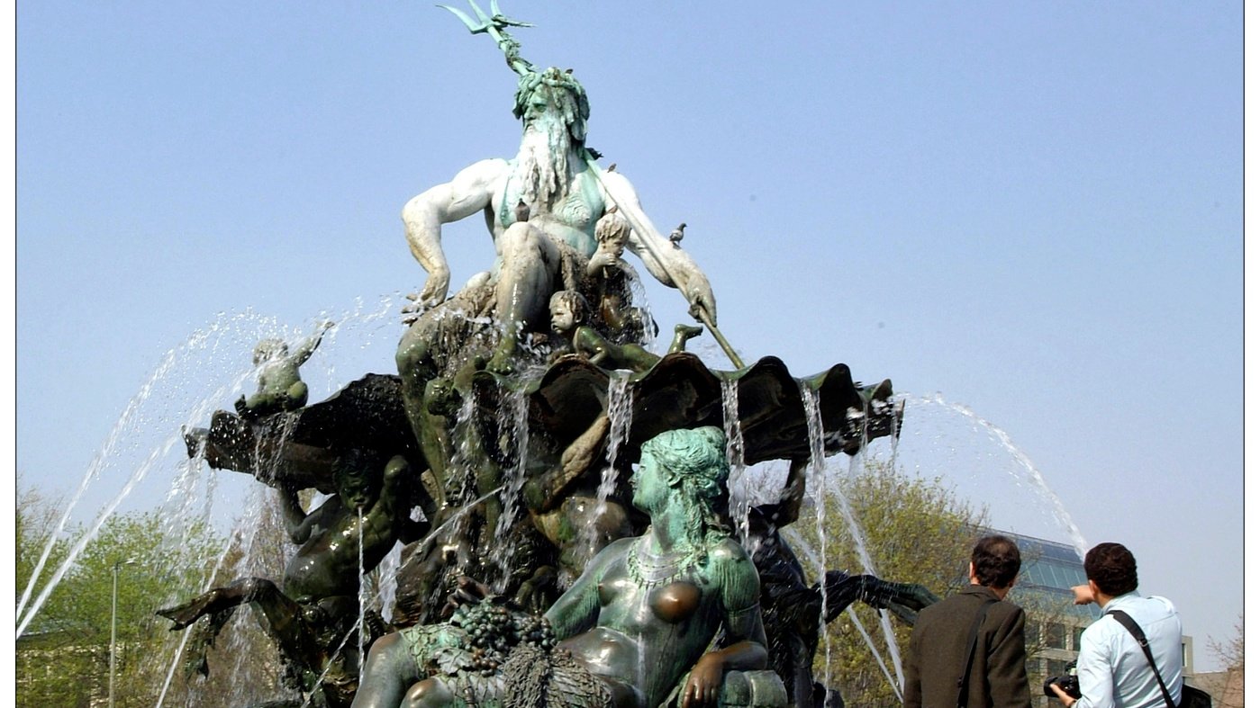 Mehr historischer Glanz mit dem Neptunbrunnen