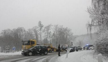Viele Unfälle auf glatten Straßen in OWL und NRW – heute neuer Schneefall | Lokale Nachrichten aus Lippe