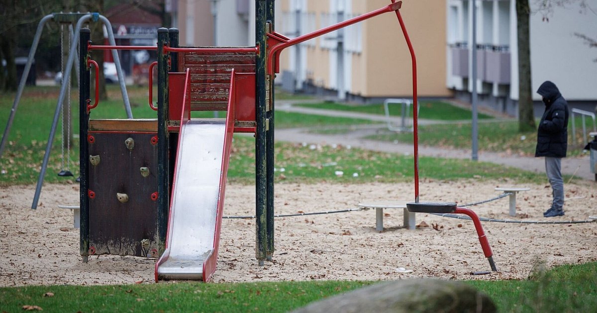 Tödliche Pyro-Unfälle: Bielefelder Pyro-Profi warnt vor den Folgen eines Böllerverbots - Neue Westfälische