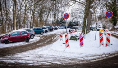 Stadt Bielefeld wehrt sich gegen Dauerparker an der Sparrenburg-Promenade