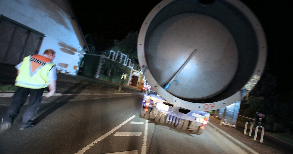 A2-Anschluss zwischen Herford und Bielefeld wird wegen XXL-Transport kurzzeitig gesperrt | Lokale Nachrichten aus Bad Salzuflen
