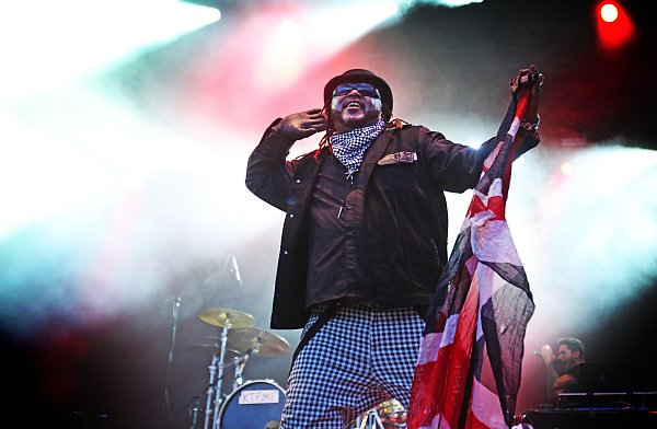 Die Band Skindred tritt beim Green Juice Festival in Bonn auf. - © Sarah Jonek