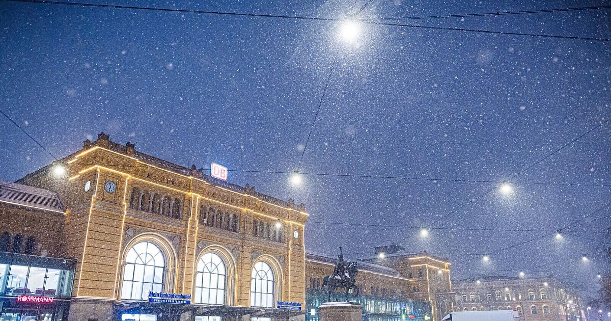 S-Bahn Hannover nimmt erste Teilstrecke wieder in Betrieb | Niedersachsen