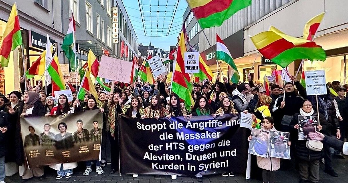 Hunderte Demonstranten in Bielefeld fordern Stopp der Massaker in Iran und Syrien