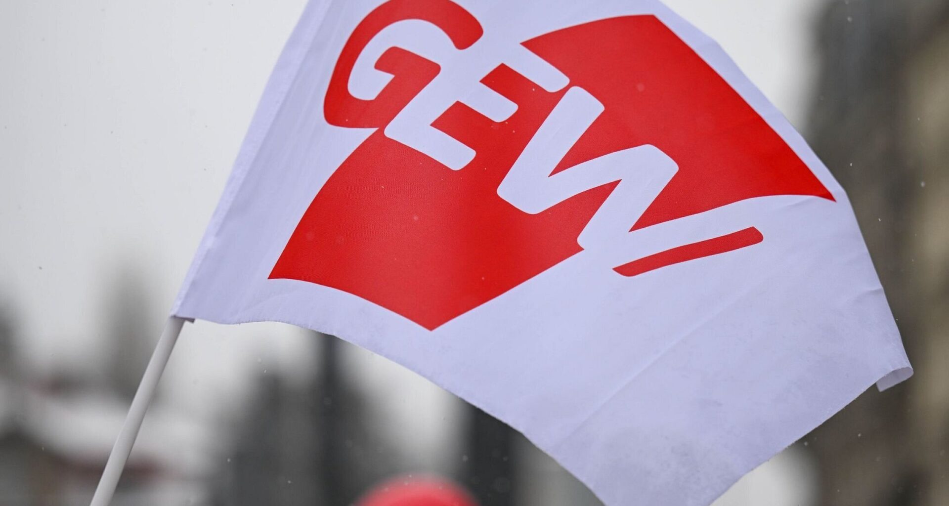 GEW ruft zu Warnstreiks an Schulen auf | Haller Kreisblatt