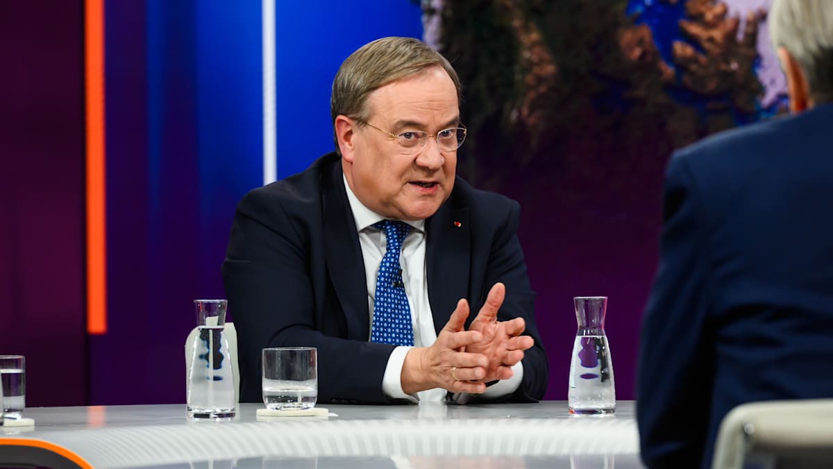 Maybrit Illner: „Wir haben in dieser Woche wieder einmal belegt, wie unfähig wir dazu sind“, ärgert sich Laschet