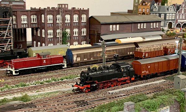 Am Sonderfahrtag "Internationale Züge" in Rietberg können Züge aus aller Welt bestaunt werden. - © Interessengemeinschaft Modelleisenbahn 2000 e.V.