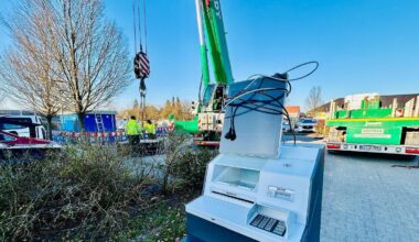 Für die neue Mini-Volksbank in Halle braucht es einen großen Kran | Haller Kreisblatt