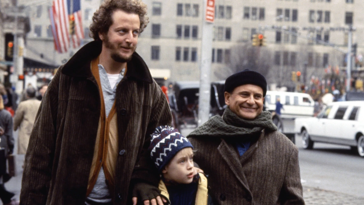 20th Century Fox / DR MAMAN J AI ENCORE RATE L AVION (HOME ALONE 2) de Chris Colombus 1992 USA avec Daniel Stern, Macaulay Culkin et Joe Pesci new-york, d aprs un scŽnario de John Hugues PUBLICATIONx ...