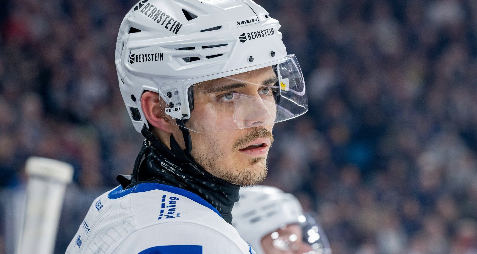 Topverteidiger Mattinen bleibt ein Adler