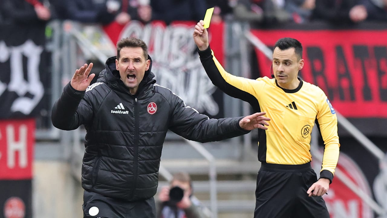 1. FC Nürnberg: Kuriose Mannschafts-Strafe für Miroslav Klose | Sport