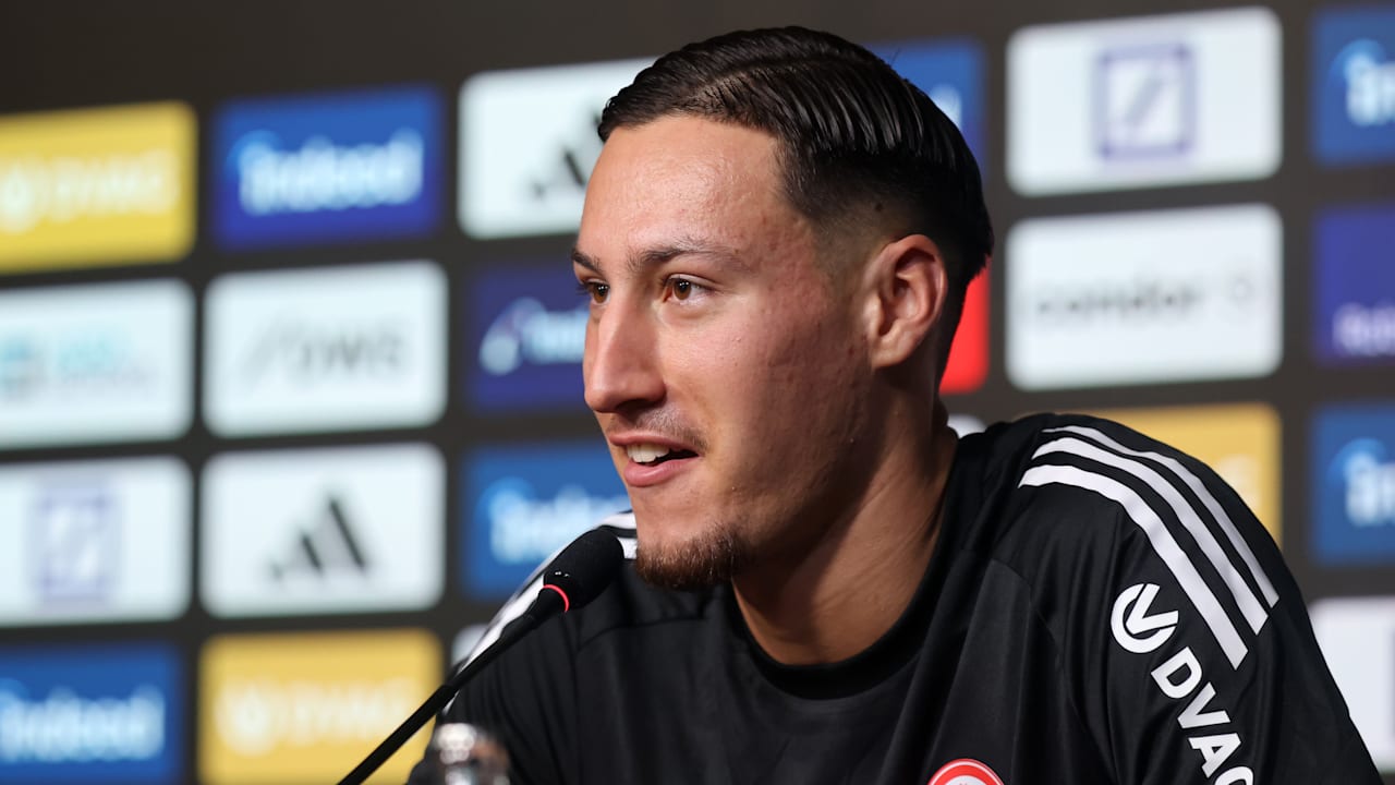 Eintracht Frankfurt: Neu-Star Ebnoutalib zieht wieder zu Mami und Papi | Sport