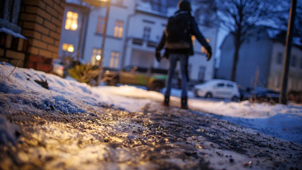 Gunnar Schupelius: Wo bleibt die Freigabe für ads Tausalz? | Regional