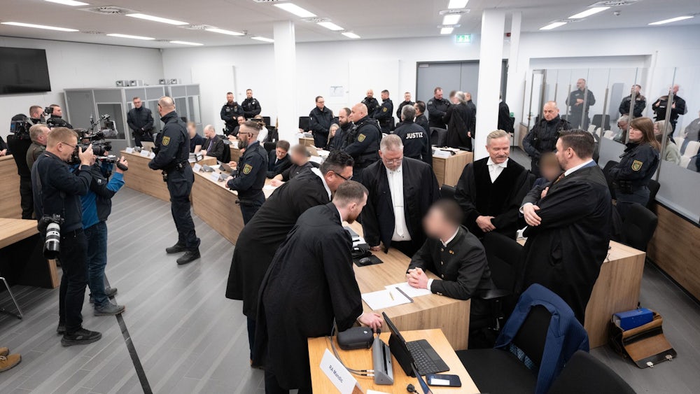 Das Oberlandesgericht Dresden hat zunächst 67 weitere Verhandlungstermine angesetzt.