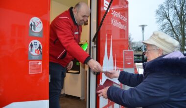 Sparkasse Köln Bonn: Mobile Filiale kommt zu den Senioren