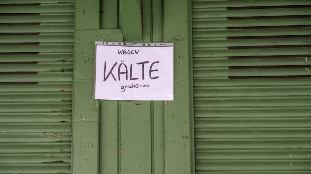 Einige Händler machen zurzeit auf dem Viktualkienmarkt ihre Bude dicht: zu kalt.