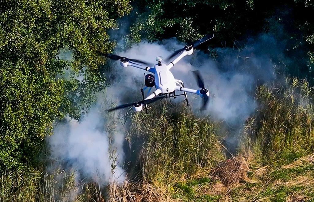 Uni Augsburg entwickelt KI, die zivilen Drohnen ermöglicht, Verhalten anzupassen