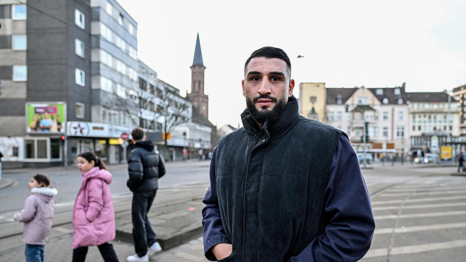 Box-Star Agit Kabayel wohnt immer noch in Wattenscheid
