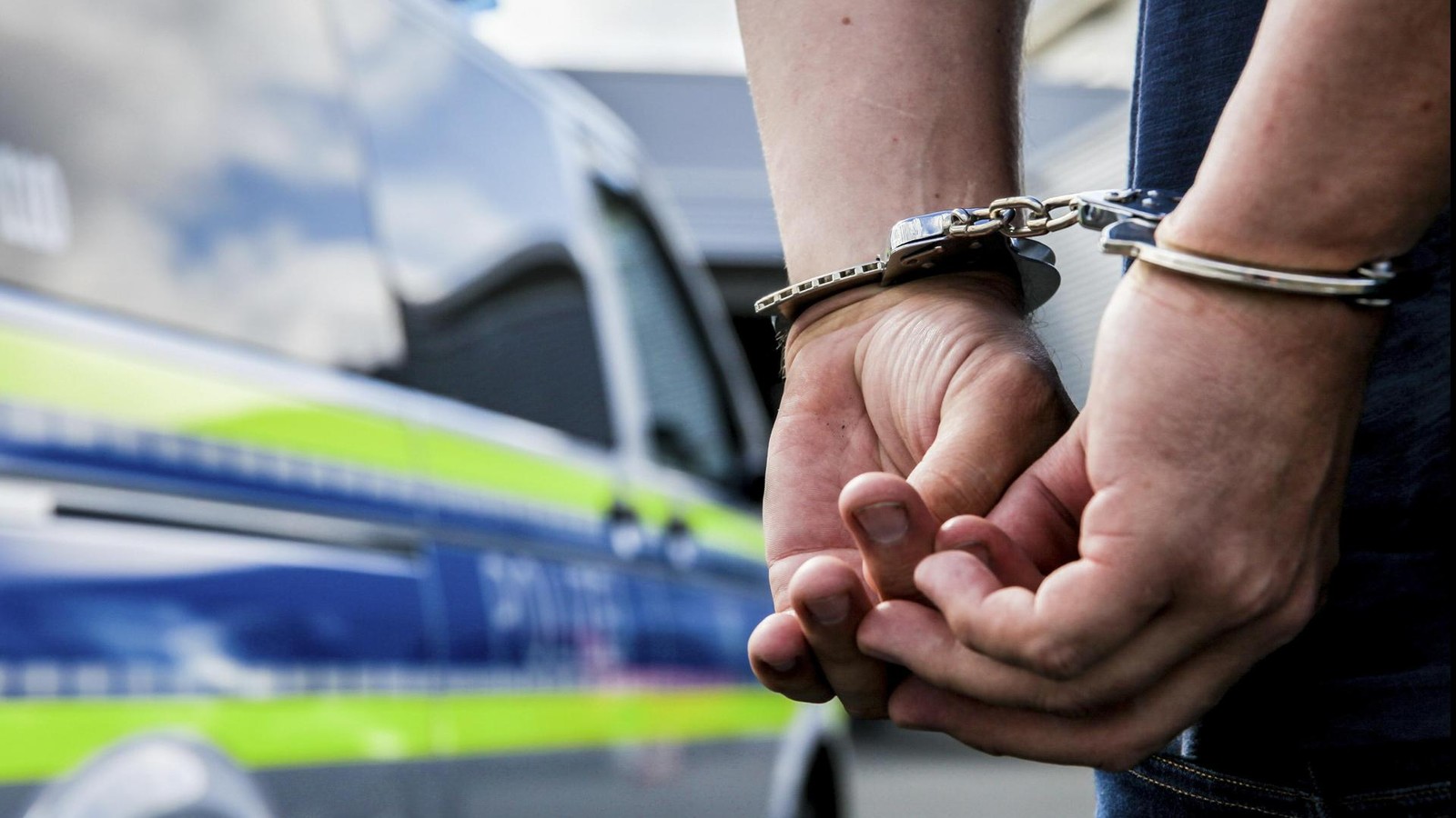 Razzien in NRW und Baden-Württemberg gegen organisierte Kriminalität