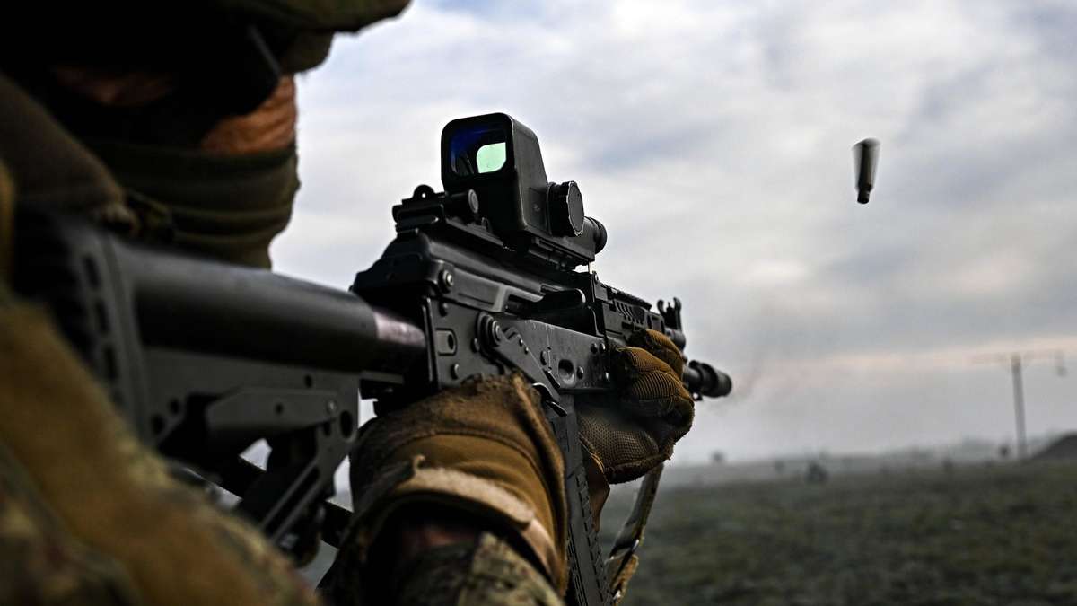 Russlands militärisch-industrieller Komplex strauchelt: Produktion nimmt ab