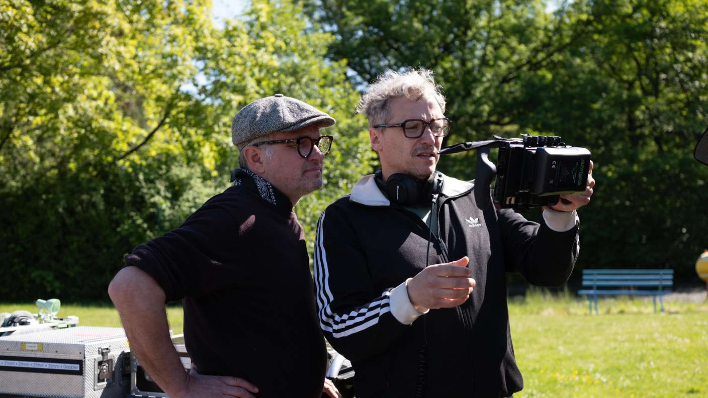 Marcus Rosenmüller (re.) über Unterhaltung, Klischees und Moral.