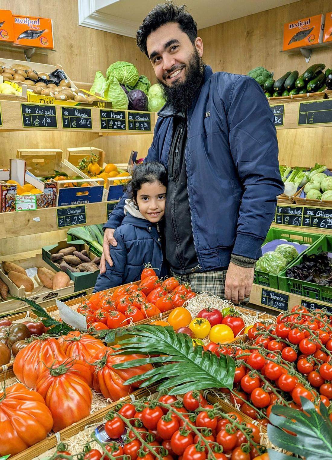Eichhörnchen im Laden, Yusuf Özcelik
