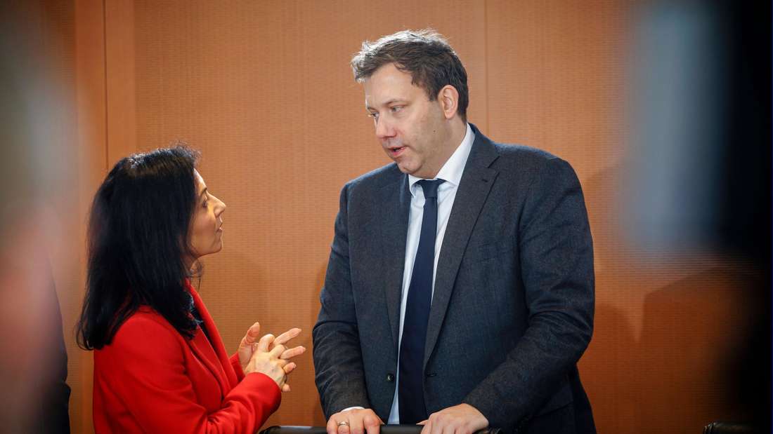 Katherina Reiche und Lars Klingbeil im Gespräch.