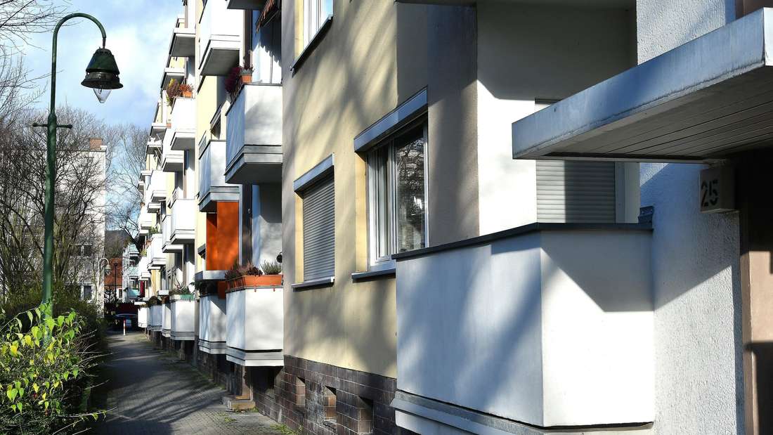 Frankfurt am Main 12.12.2017, Stadtteil Eschersheim, Am LIndenbaum, Es ist vollbracht: Gropius-Siedlung „Am Lindenbaum“ steht endlich unter Denkmalschutz. (c) Foto: Rainer Rüffer