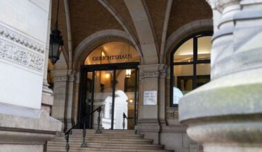 Mann soll Familie jahrelang eingesperrt und gequält haben