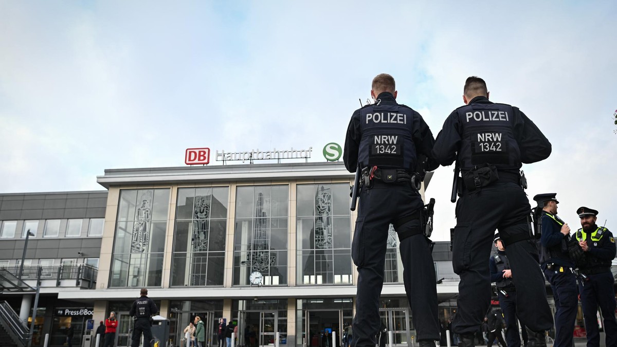 Schwerpunkt-Einsatz am Dortmunder Hauptbahnhof: Bundespolizei und Landespolizei gehen gemeinsam auf Streife. 