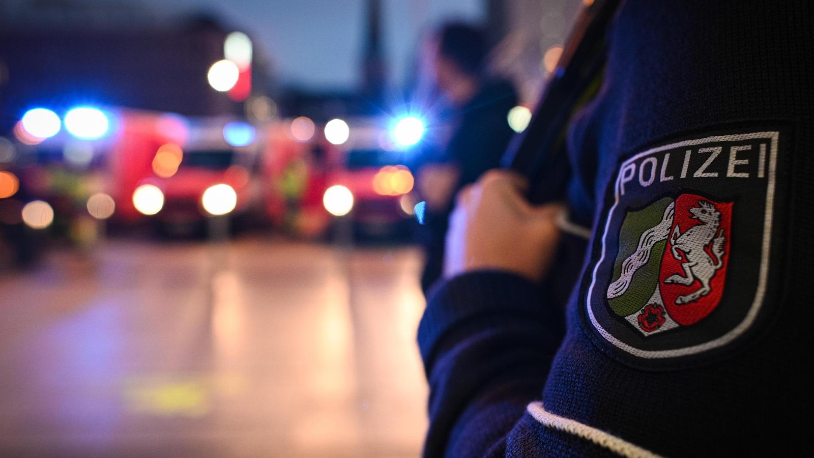 Mann stirbt auf Supermarktparkplatz in Herne – Unfall mit Auto