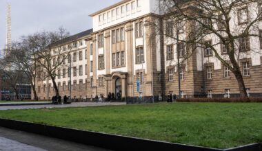 Duisburger (33) soll eigene Tochter im Schlafzimmer missbraucht haben