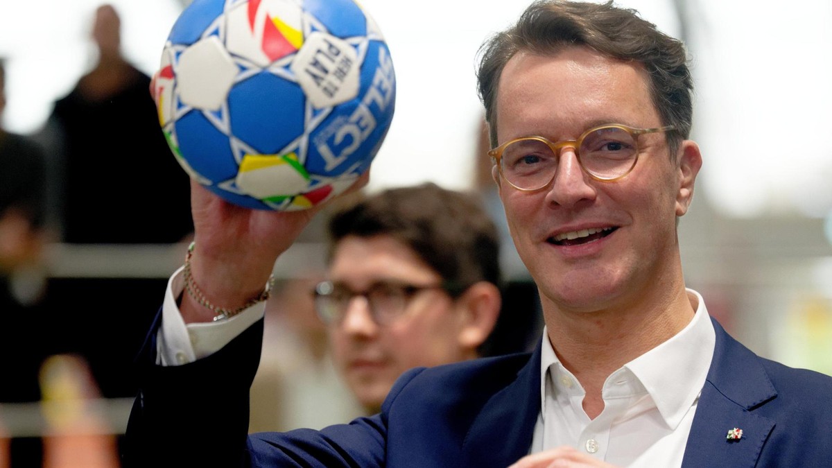 Wirbt für Olympia in NRW: Ministerpräsident Hendrik Wüst (CDU). Neues Olympia-Konzept in Nordrhein-Westfalen