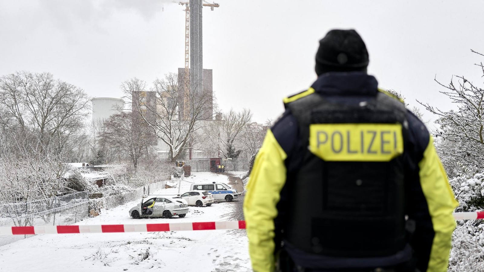 Senatorin spricht von Linksterrorismus – Polizei vernimmt erste Zeugen