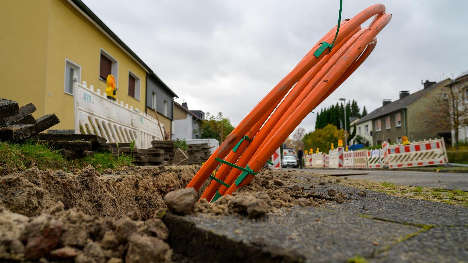 Glasfaserausbau in Bochum-Langendreer behindert den Verkehr