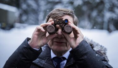 Erneut ertönt ein lautes Warnsignal