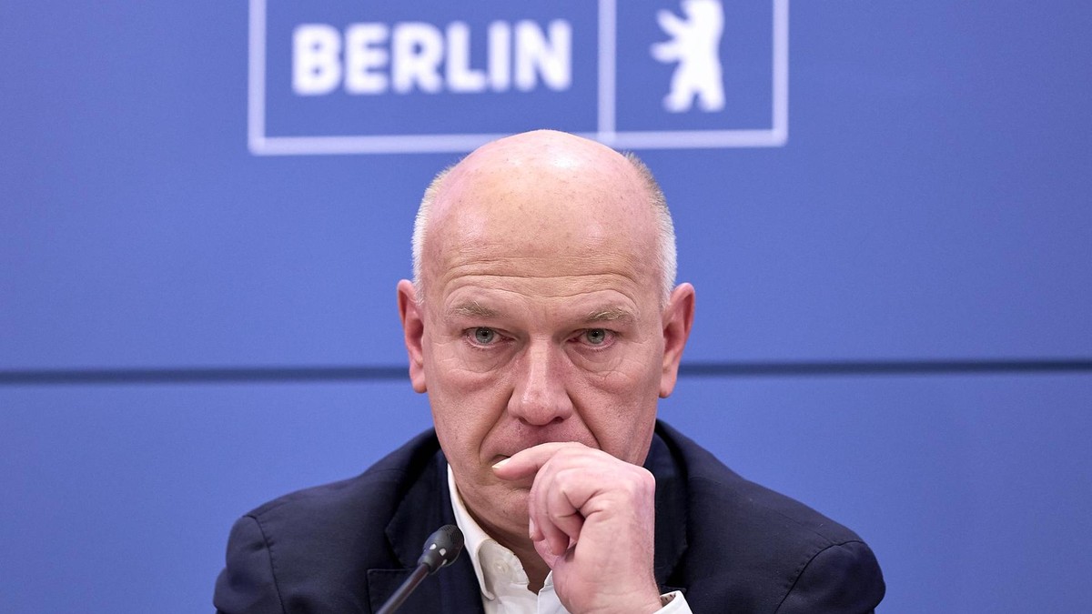 Pressekonferenz des Krisenstabs nach dem Stromausfall in Berlin