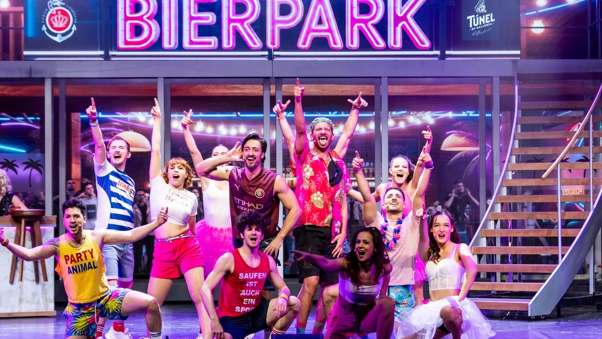 Duisburg - Premiere Musical „Malle Olé“