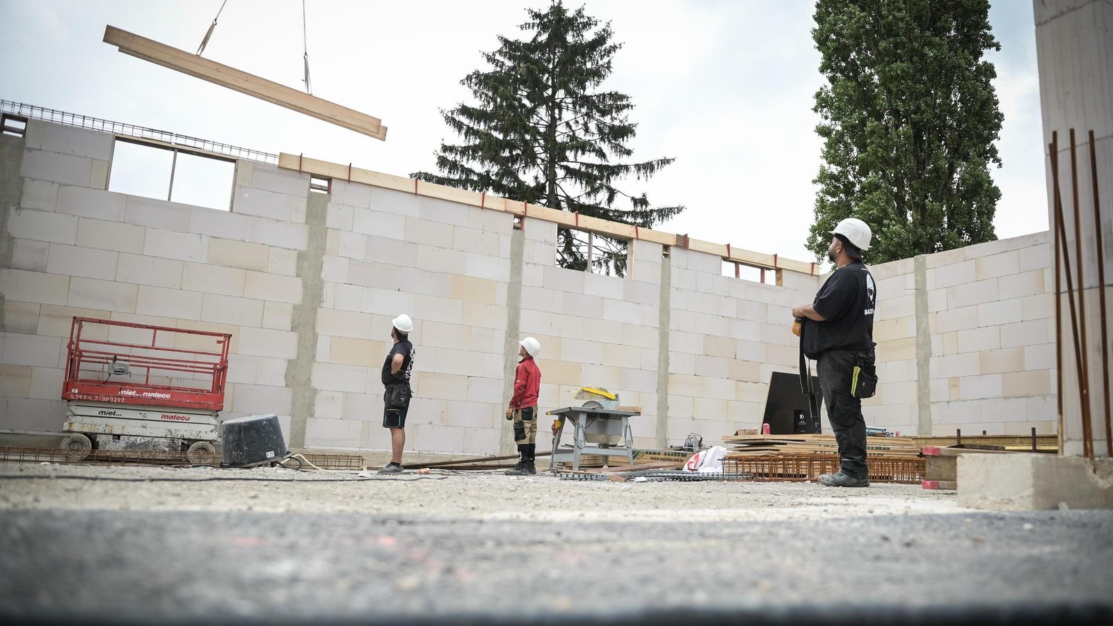 Schwarzarbeit bei Herner Baufirma? So soll der Chef sein Bargeld generiert haben