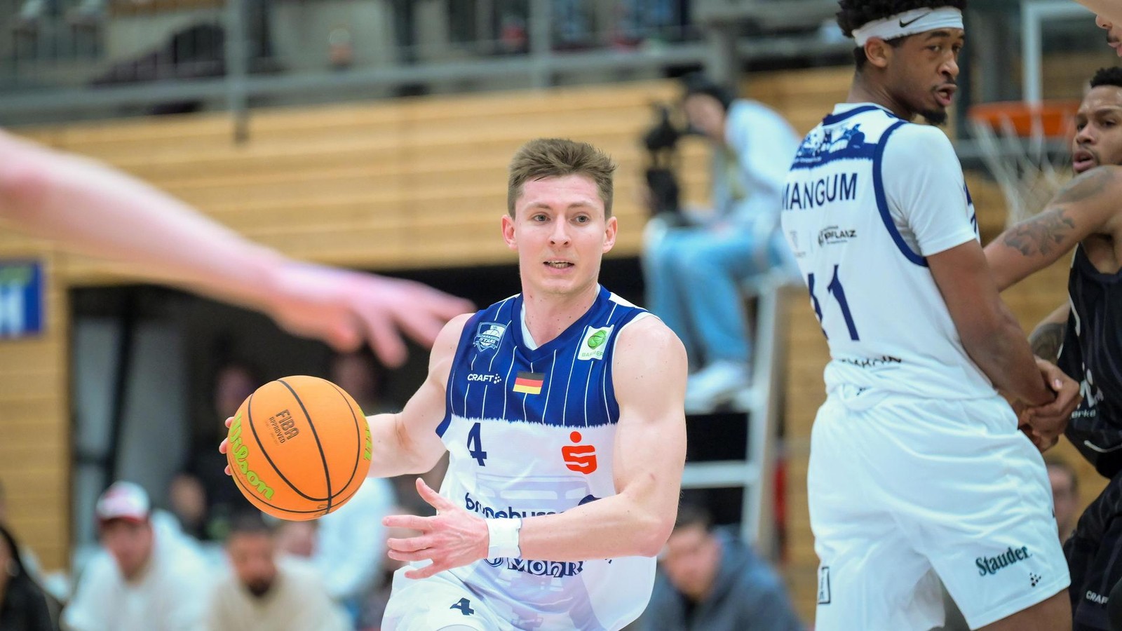 Die Steal-Brothers schlagen zu - Bochumer Basketballer wachgeküsst gegen Tübingen