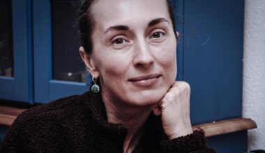 Olena hat immer das Gefühl, am falschen Ort zu sein