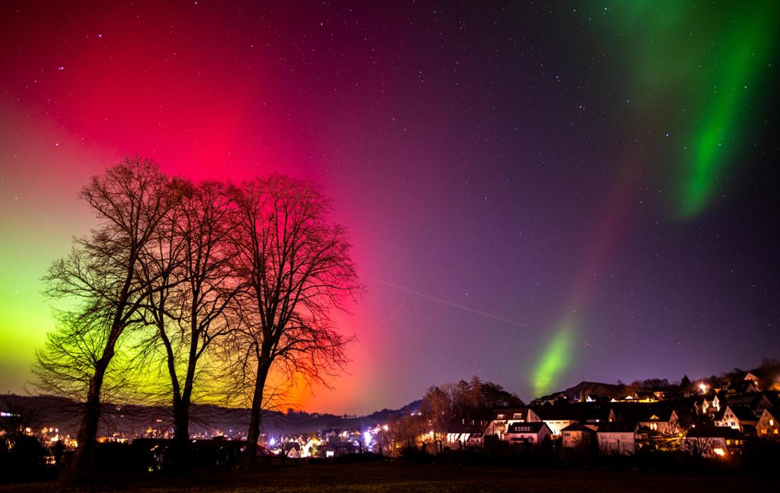 Der Himmel über NRW war bunt! Polarlichter haben am 19. Januar die Nacht erhellt. Wir haben viele tolle Bilder vom Himmelsspektakel.