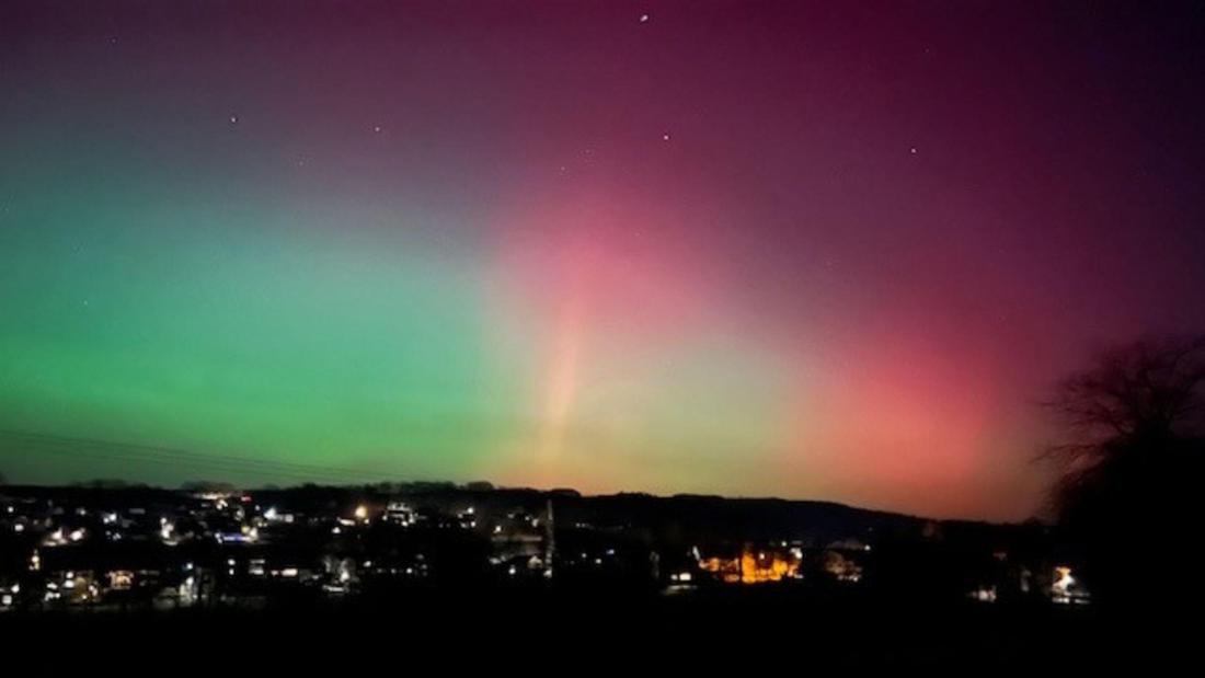 Die Polarlichter über Sundern-Westenfeld im Sauerland.