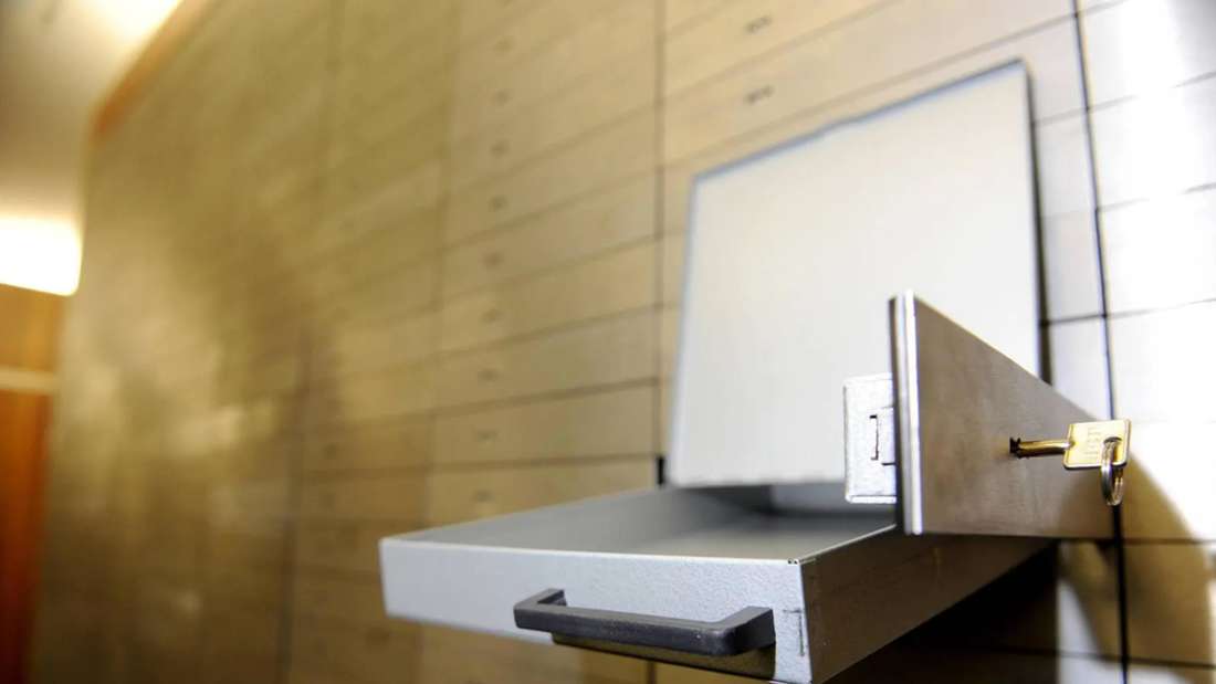 Gilt als sicher:  Das Schließfach im Tresorraum einer Bank.