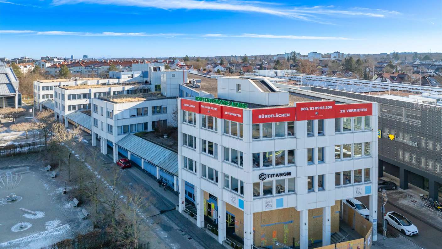 Die Germeringer Harfe wurde in den 90er-Jahren erbaut und grenzt an die Stadthalle.