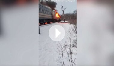 Russischer Angriff auf Zug bei Charkiw