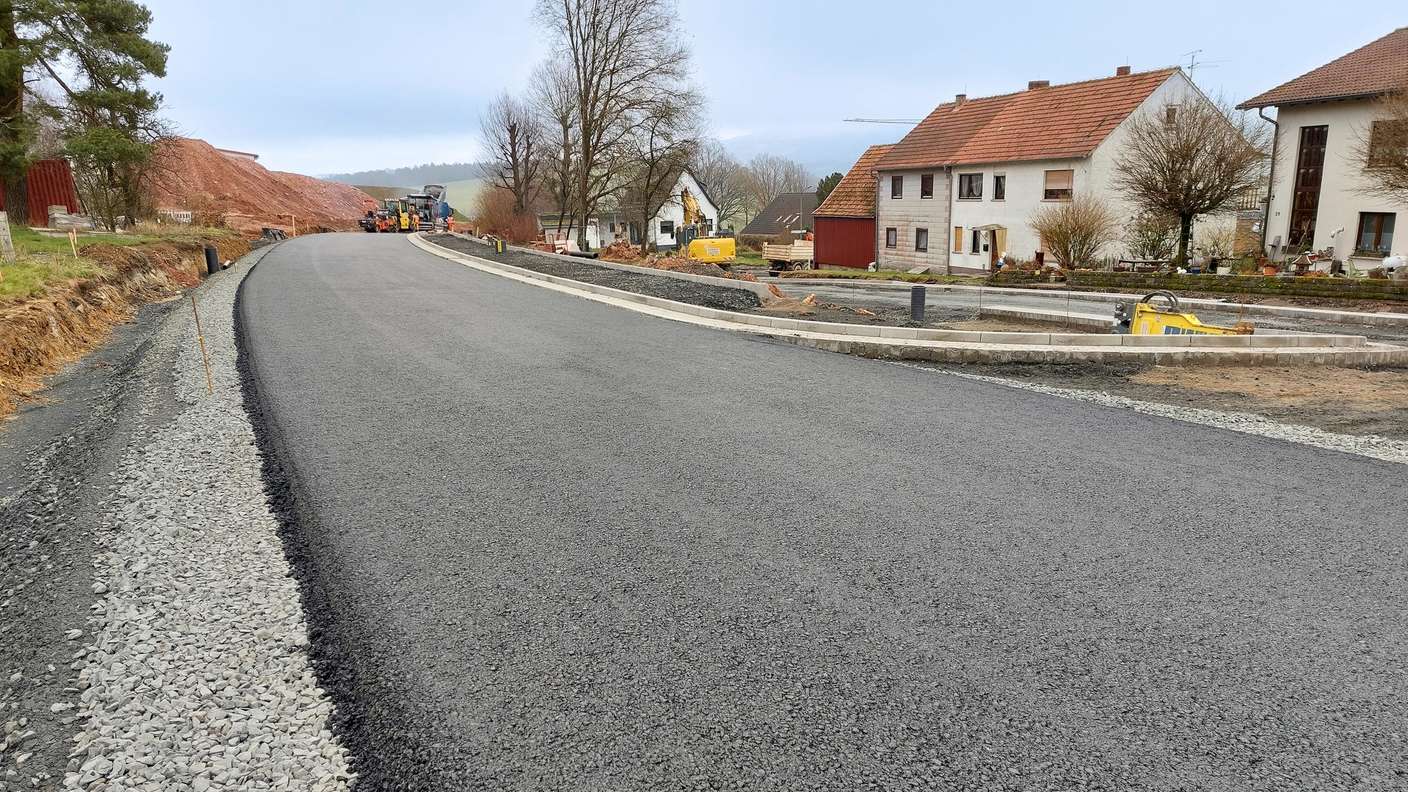 Eines der wichtigsten Bauprojekte von Hessen Mobil in diesem Jahr: Die Verlegung der Landesstraße 3207 in Uttrichshausen aus der Ortslage heraus.