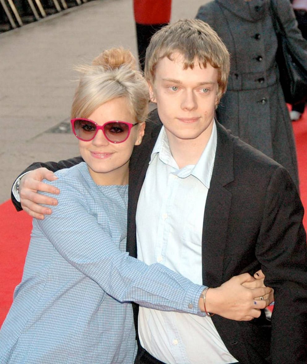 Haben ein gutes Verhältnis: Alfie und seine Schwester Lily Allen (40). Sie ist erfolgreich im Musikgeschäft. Er hat sich als Schauspieler einen Namen gemacht.